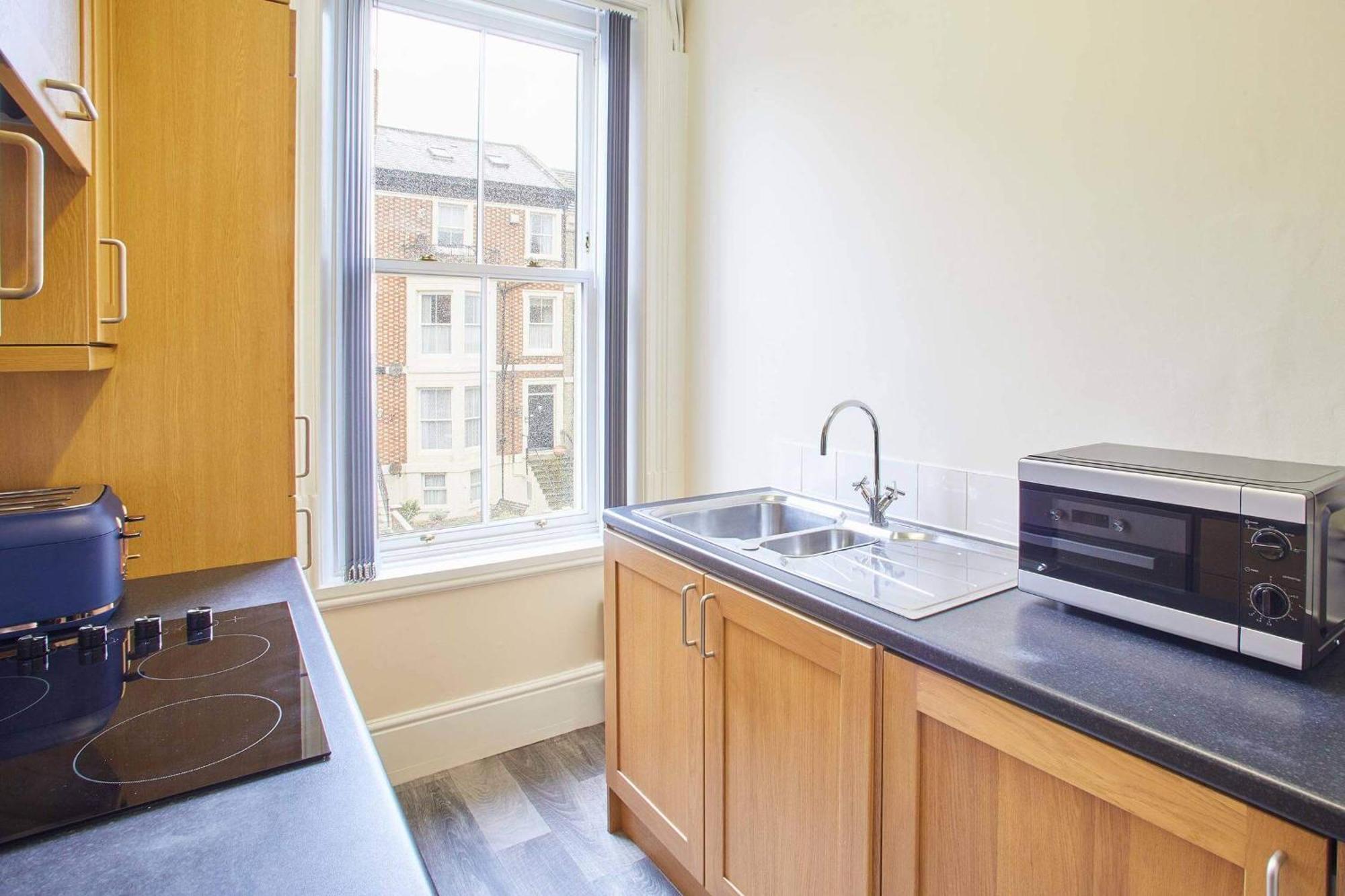 The Funky Robin - Apartment